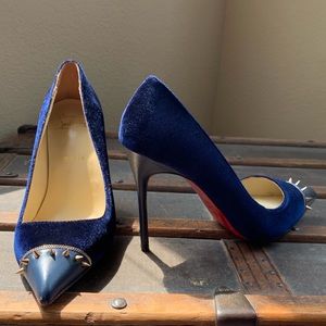 ‼️SOLD ‼️Louboutin Spiked Cap Toe Pigalle Pump